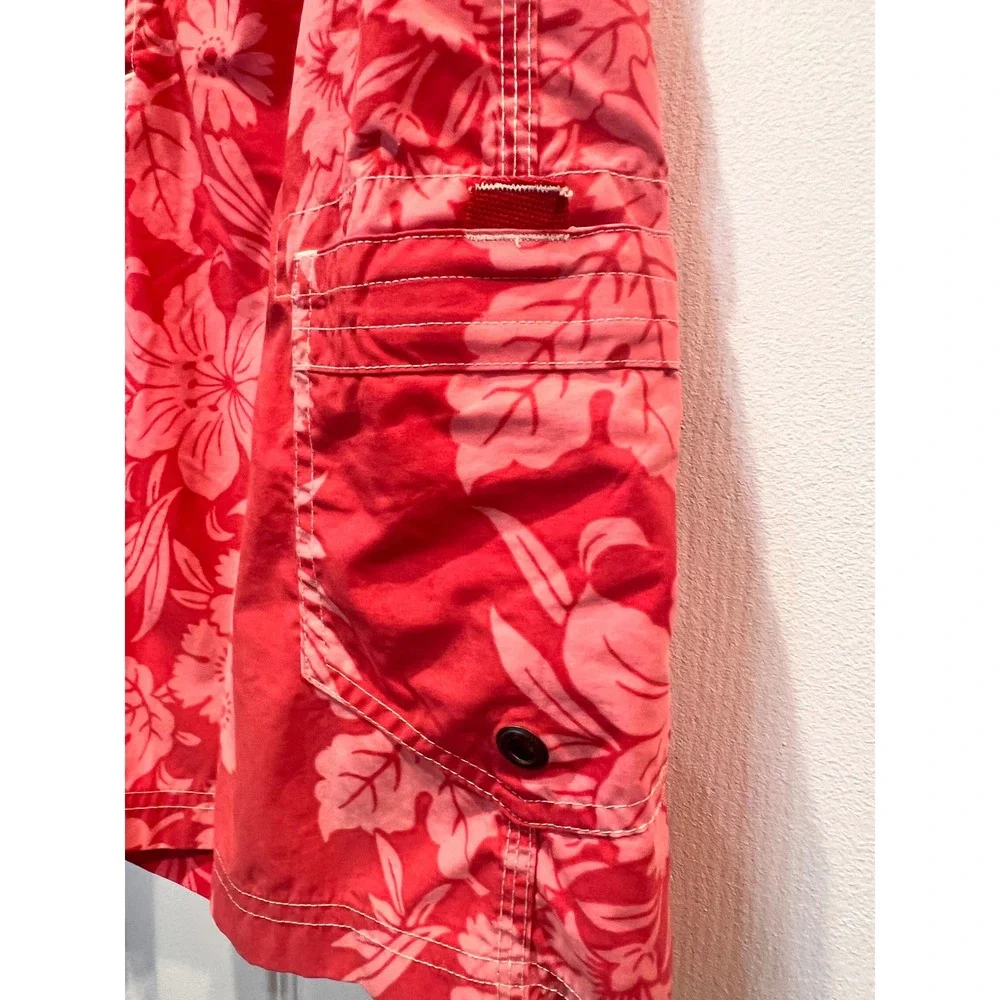 J. Crew Mens Red Floral Hibiscus Board Shorts Swim Trunks Size 32 Cargo Pocket